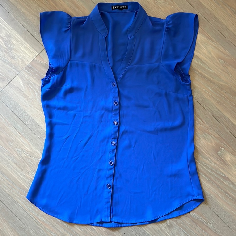 Express - Periwinkle blue top with fluttery sleeves